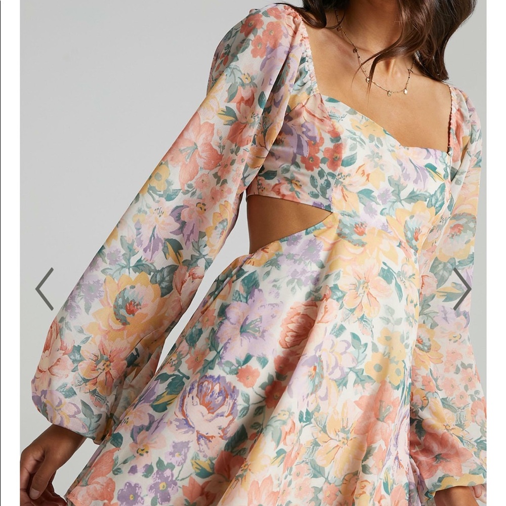 Showpo EBONEE DRESS IN FLOWER CROWN